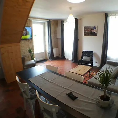 Maisoun Pequeux Arromanches-les-Bains